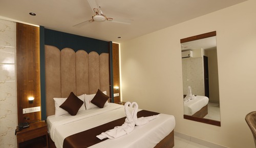 Deluxe Room, City View