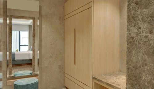 Suite, 1 King Bed, City View
