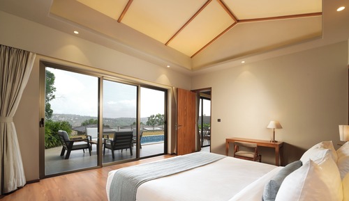 Amora valley view cottage with swimming pool
