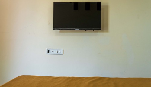 Deluxe Double Room - AC
