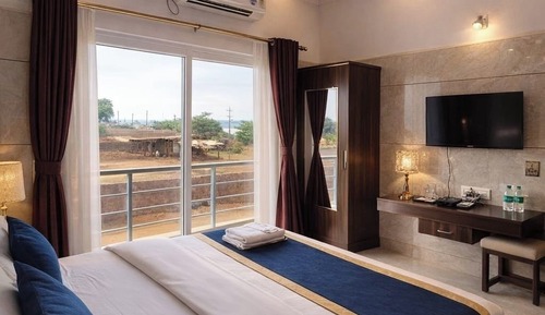 Double Bed AC Room