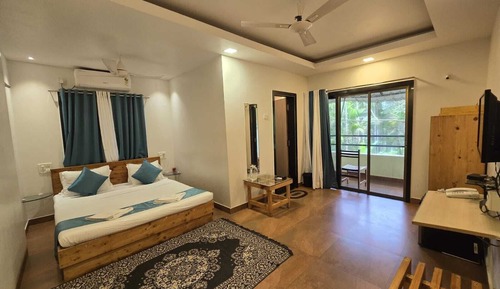 Premier Room