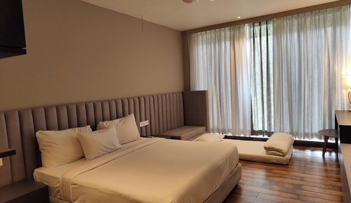 Royal Room