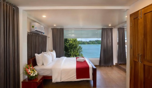Superior Room, Sea View