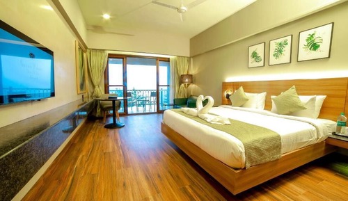 Superior Room, Balcony, Mountain View