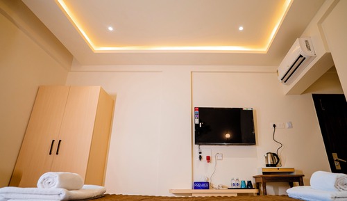 Premium Suite