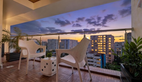 Family Apartment, City View