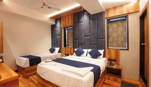 Deluxe Triple Room