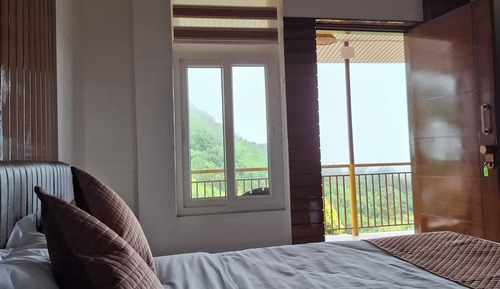Basic Room, Mountain View