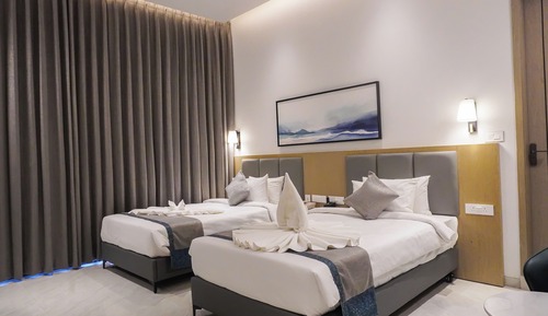 Club Double or Twin Room, Balcony, Garden View