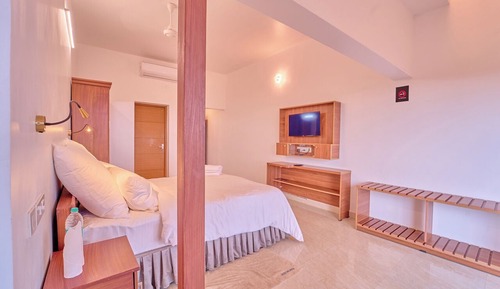 Family Room, Beach View