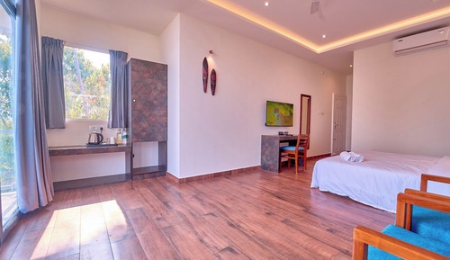 Premium Room, Balcony, Mountain View
