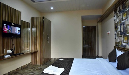 Deluxe Double Room, City View