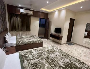 Deluxe Quadruple Room