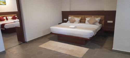 Deluxe Family Suite