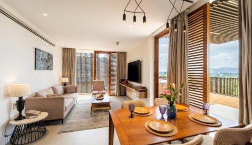 Presidential Suite with 1+1 happy hours in Malhari from 12pm to 8pm and Complimentary in-stay Hotel Credit worth INR 500 redeemable on Spa per stay