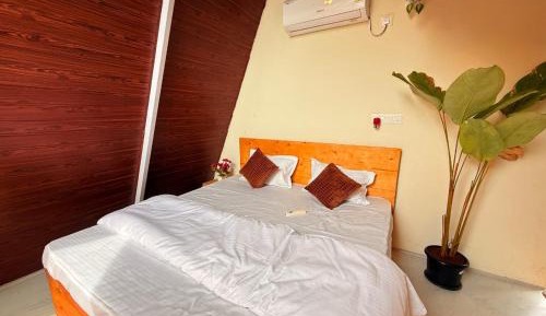 King Room with Lake View