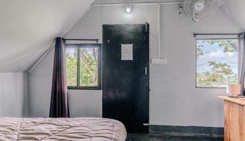 Double Room with Mountain View
