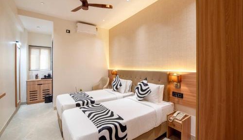 Standard Twin Bed Room