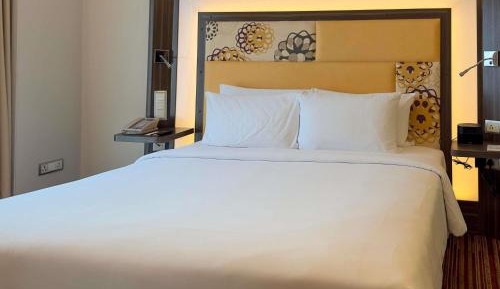 Deluxe King Room with 20% Discount on food & soft beverages