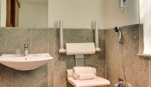 Superior Twin Room with Two Twin Beds