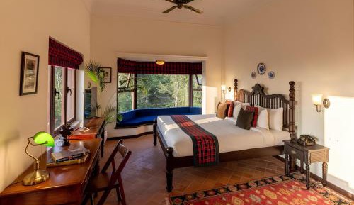 Deluxe King Suite