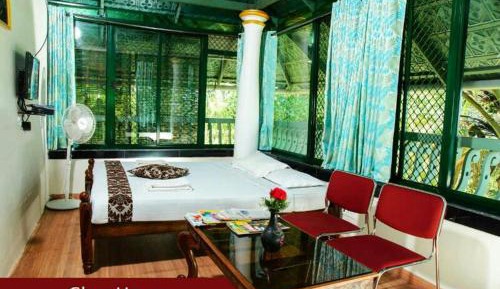 Deluxe Double Room with Extra Bed