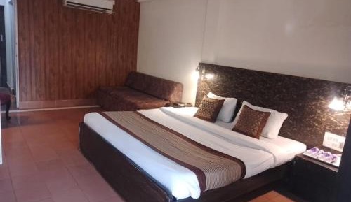 Luxury Deluxe Room