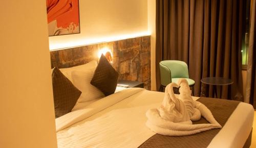 Premium King Room