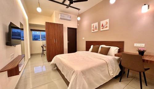 Large Double Room