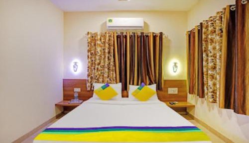 Standard Queen Room