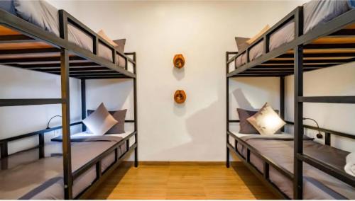 10-Bed Male Dormitory Room