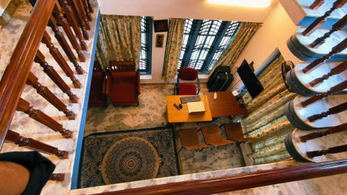 Deluxe Double Room (2 Adults + 1 Child)