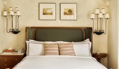 Vineyard Suites