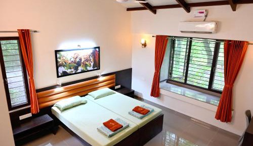 Deluxe Double or Twin Room with Garden View