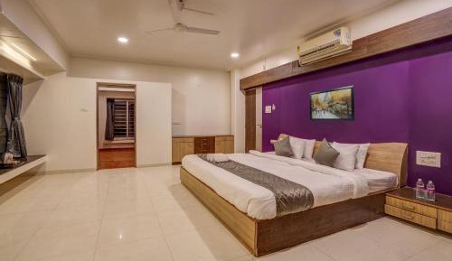 Superior King Room