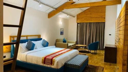 King Room with Mountain View