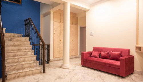 Deluxe Double Room (2 Adults + 1 Child)