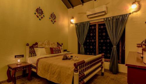 Standard Queen Room