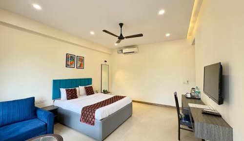 Classic Room with Balcony