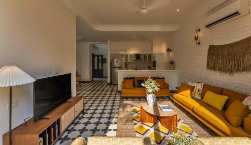 La Masillia 01, Garden Patio, WiFi and Cook Available