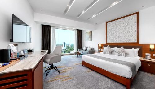 Superior King Room