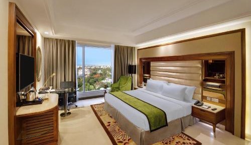 Superior Grande Room King Bed