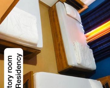 Mixed Dormitory Room
