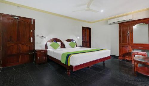 Deluxe Room with Balcony