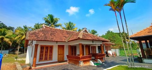 Deluxe Double or Twin Room with Lake View