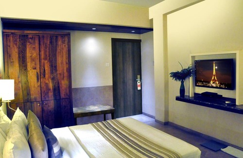 Vashi Hotel | Abbott Hotel