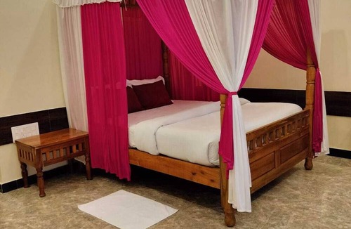 Virarajendrapet Hotel | Orange Valley Plantation Holiday Resort Coorg