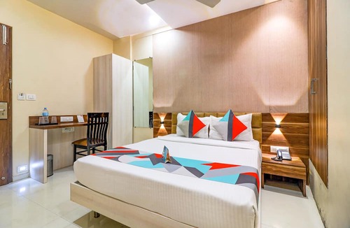 Kurla West Hotel | FabHotel Grand Heritage