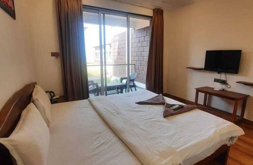 Murud-Harnai Hotel | Coastal Bay Beach Resort